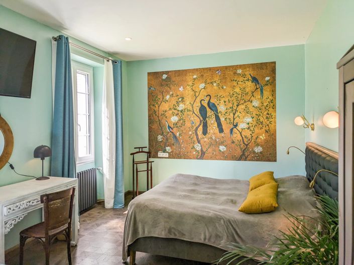 Image No.5-10 Bed Commercial for sale