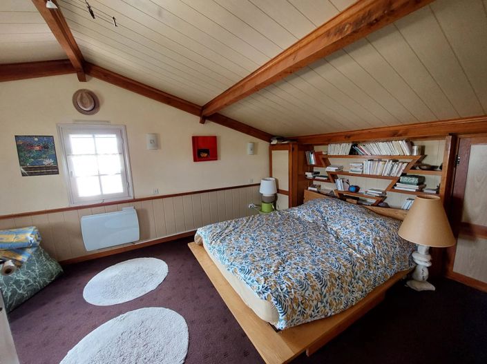 Image No.11-3 Bed House for sale