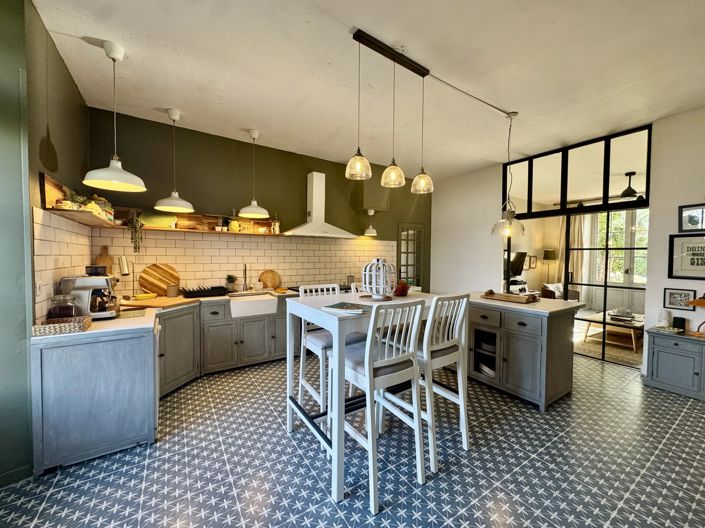 Image No.2-Maison de 4 chambres à vendre à Serres-et-Montguyard