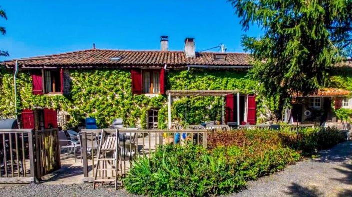 Image No.10-Maison de 10 chambres à vendre à Brossac