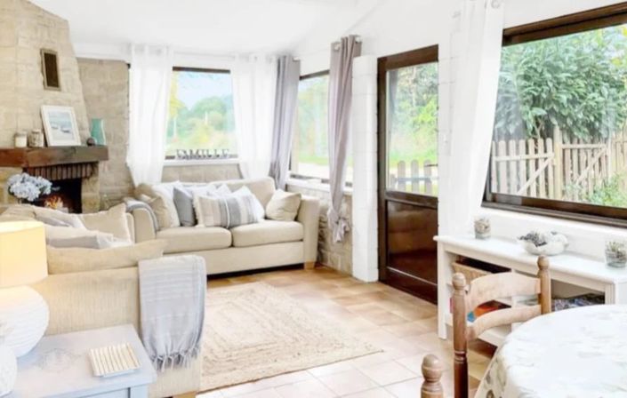 Image No.11-10 Bed House for sale