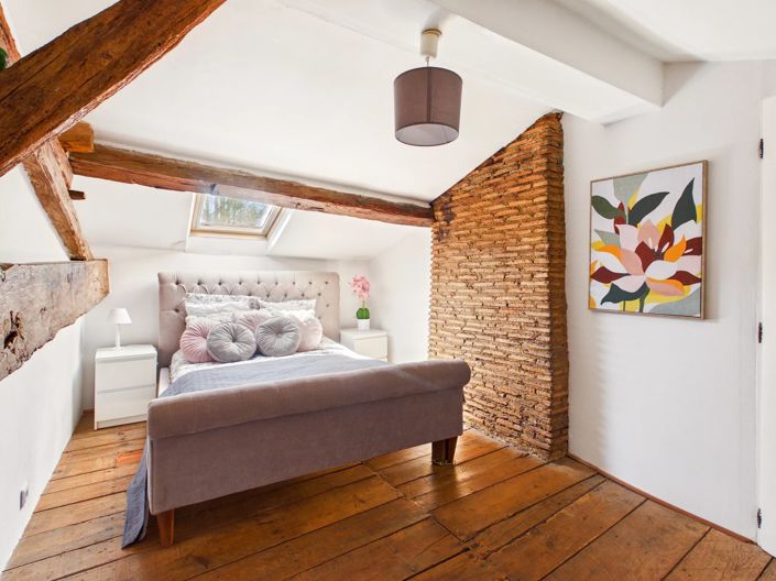 Image No.13-10 Bed House for sale