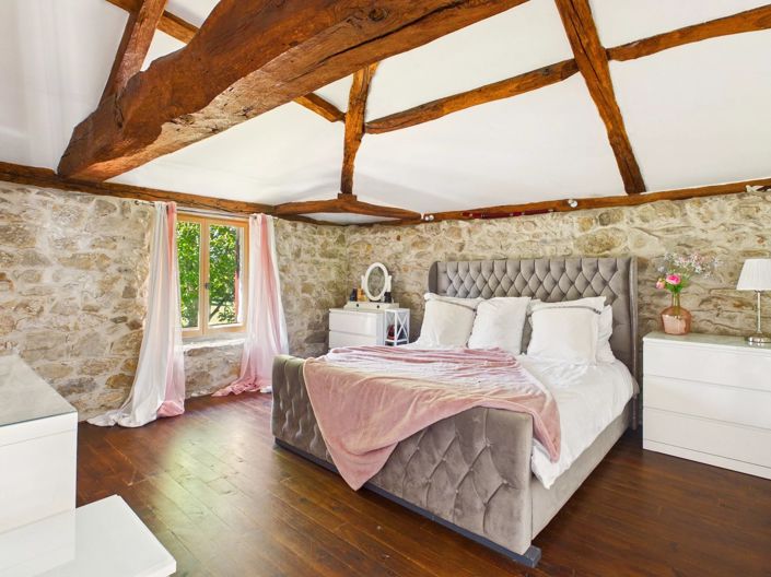 Image No.9-10 Bed House for sale