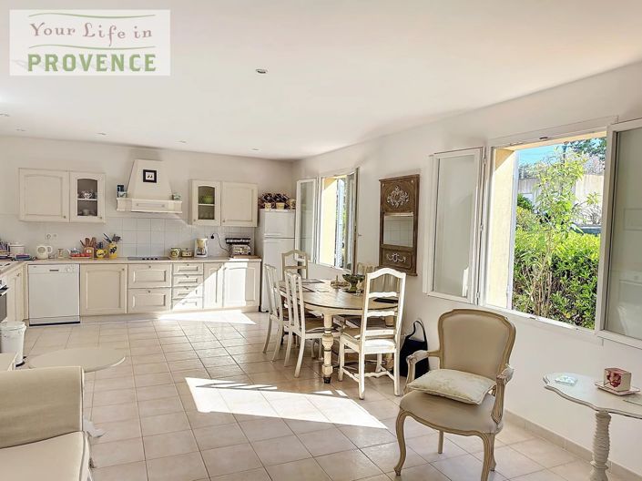 Image No.1-Propriété de 2 chambres à vendre à Lorgues