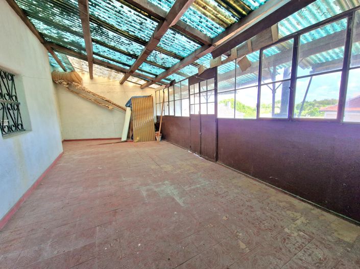 Image No.2-4 Bed House for sale