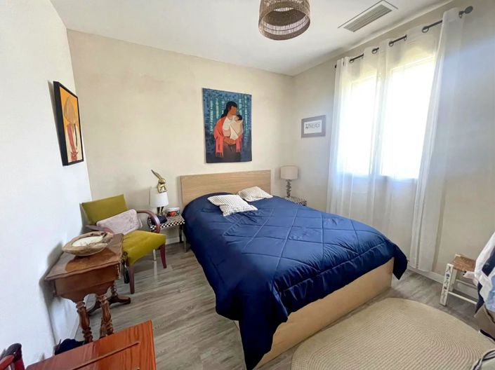 Image No.8-3 Bed House for sale