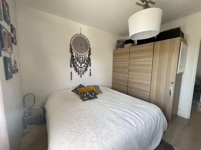 Image No.9-3 Bed House for sale