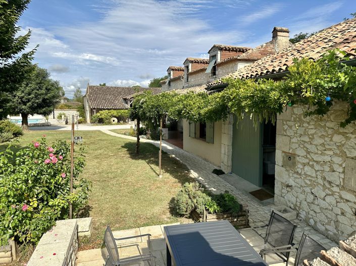 Image No.11-4 Bed Village House for sale