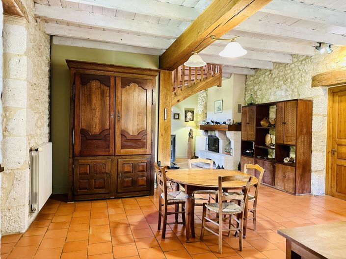 Image No.4-4 Bed Village House for sale