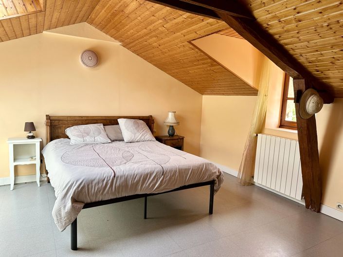 Image No.7-4 Bed Village House for sale