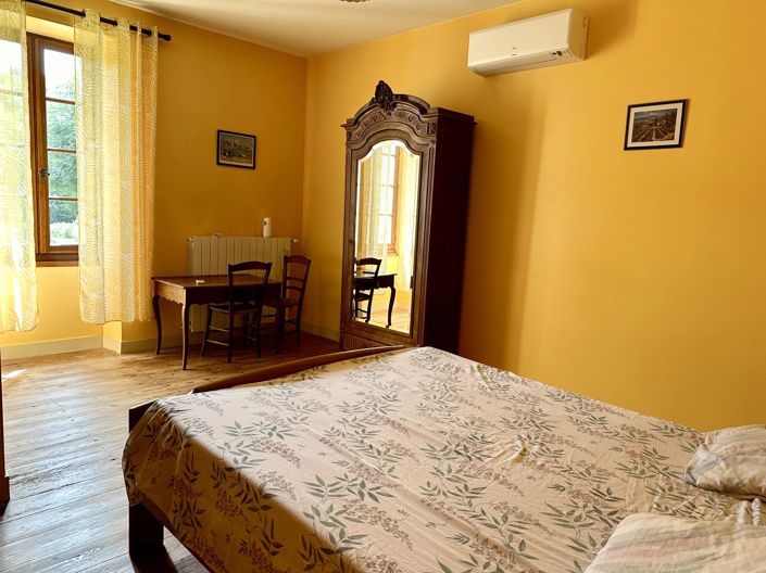 Image No.6-4 Bed Village House for sale