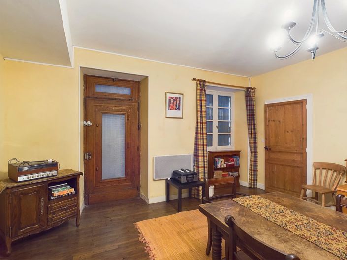 Image No.11-4 Bed House for sale