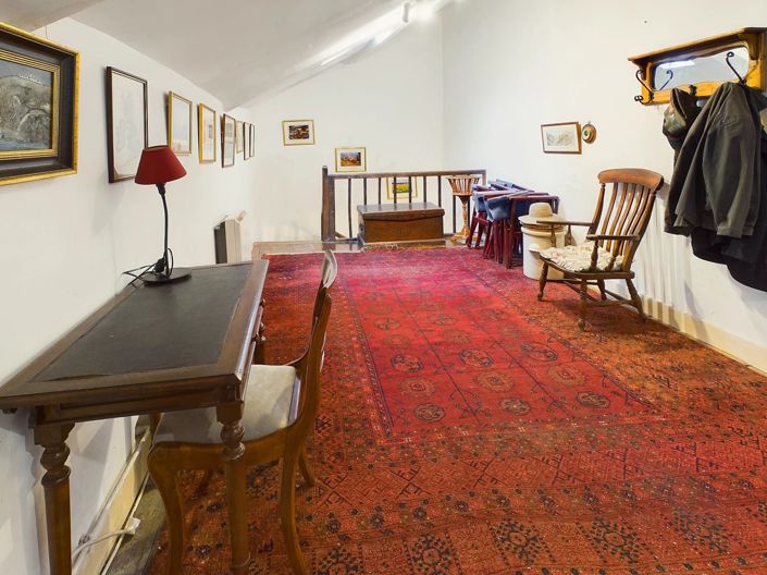 Image No.14-4 Bed House for sale