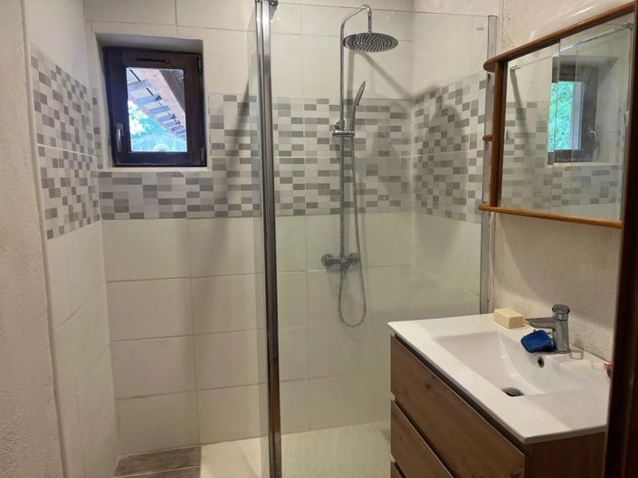 Image No.15-6 Bed House for sale