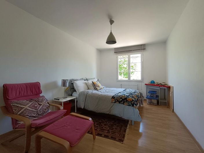 Image No.9-4 Bed House for sale