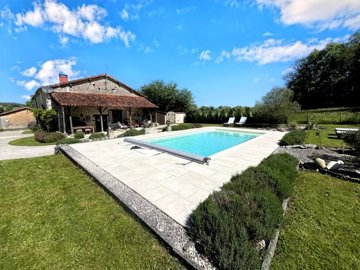 1 - Saint-Gourson, House