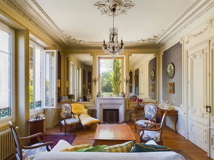 Image No.4-6 Bed House for sale