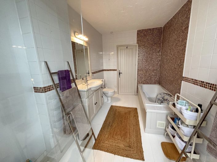 Image No.12-Maison de 5 chambres à vendre à Nanteuil-en-Vallée