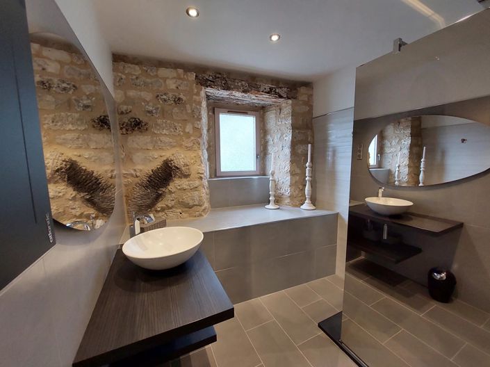 Image No.12-7 Bed House for sale