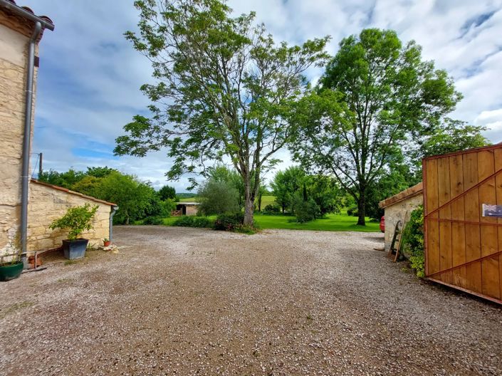 Image No.14-7 Bed House for sale