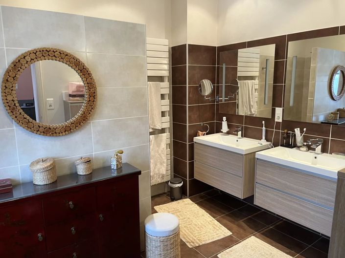 Image No.12-3 Bed Village House for sale