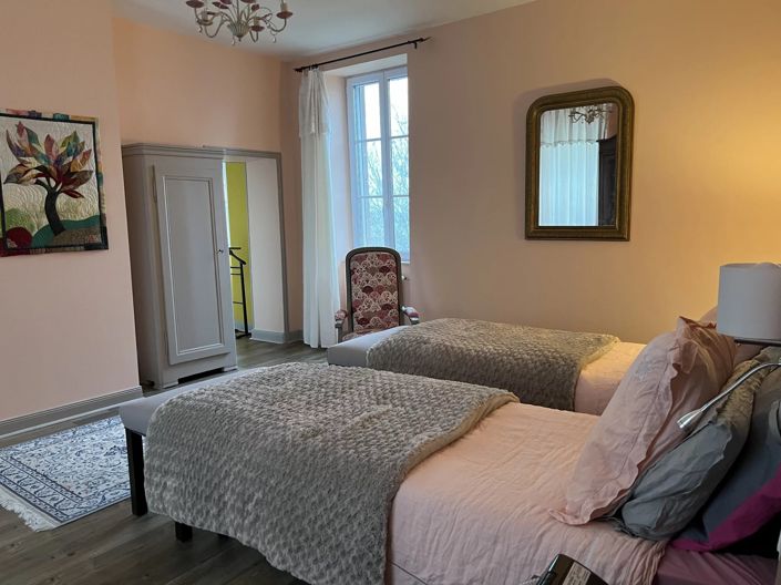 Image No.7-3 Bed Village House for sale