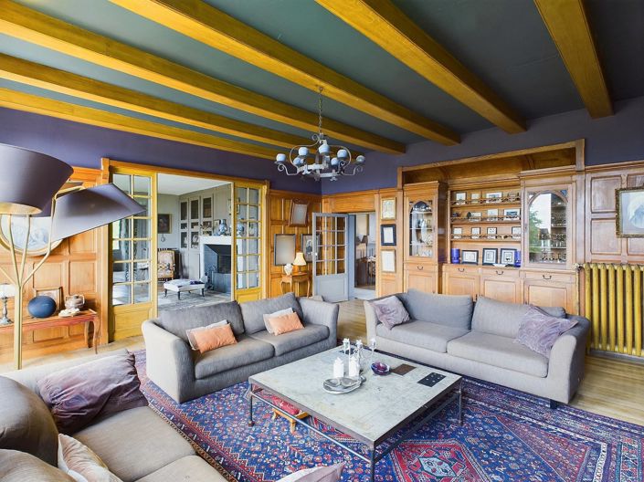 Image No.2-12 Bed House for sale