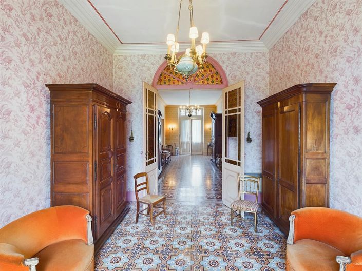 Image No.2-6 Bed House for sale