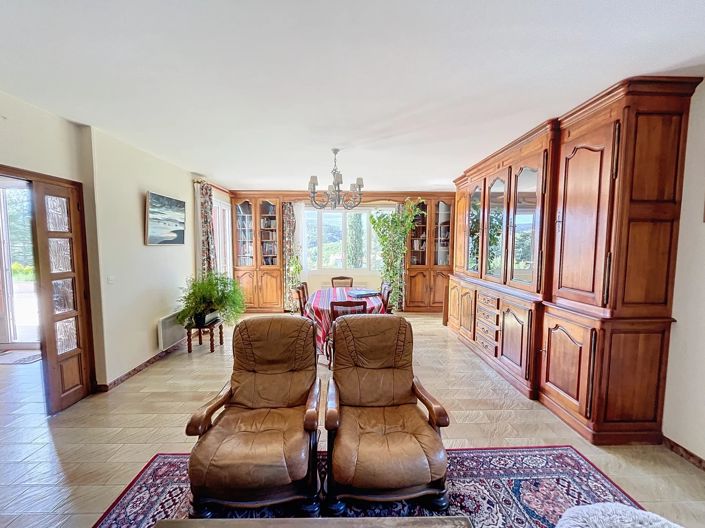 Image No.5-3 Bed House for sale