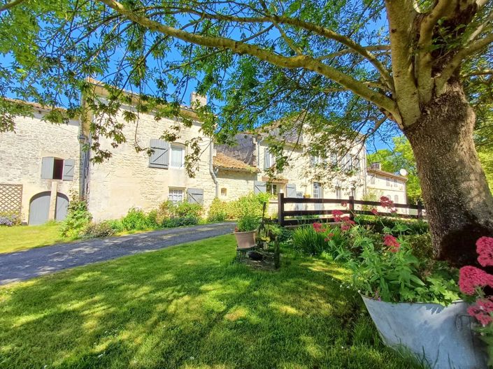 Image No.12-Maison de 5 chambres à vendre à Jonzac