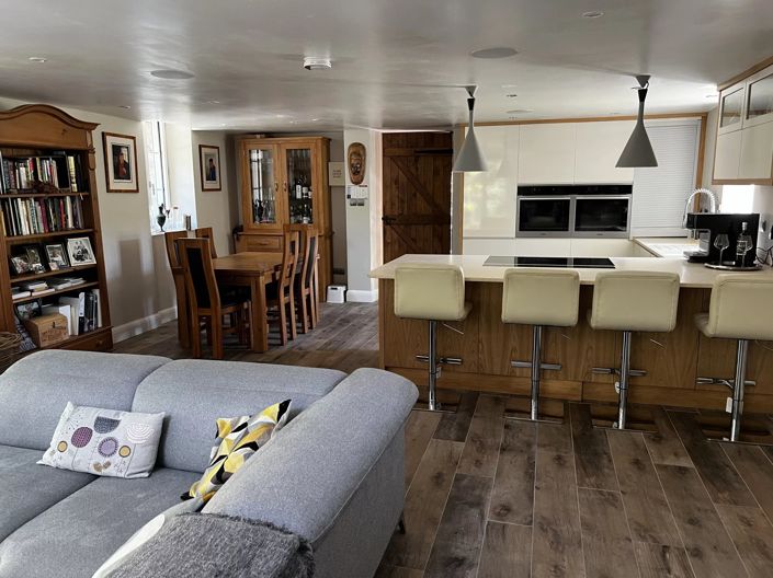 Image No.5-3 Bed House for sale