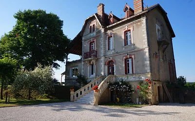 Image No.11-8 Bed House for sale