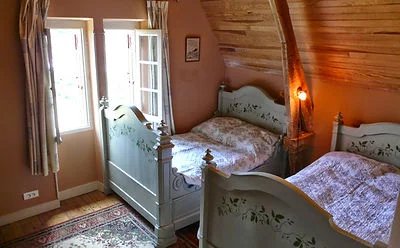 Image No.4-8 Bed House for sale