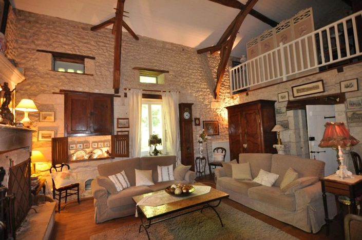 Image No.3-Maison de 3 chambres à vendre à Aubeterre-sur-Dronne