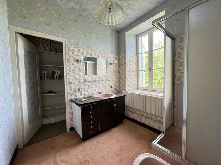 Image No.11-5 Bed House for sale