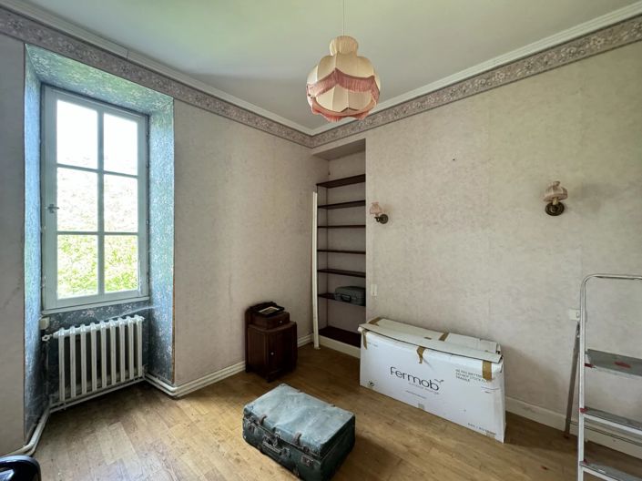 Image No.13-5 Bed House for sale