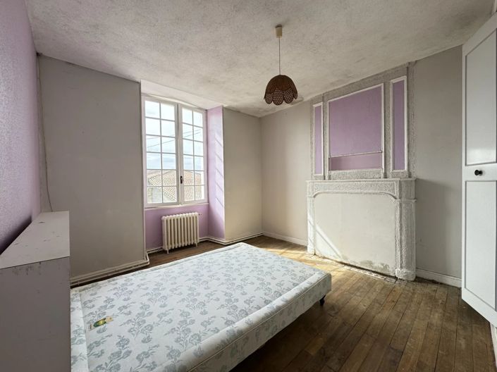 Image No.8-5 Bed House for sale