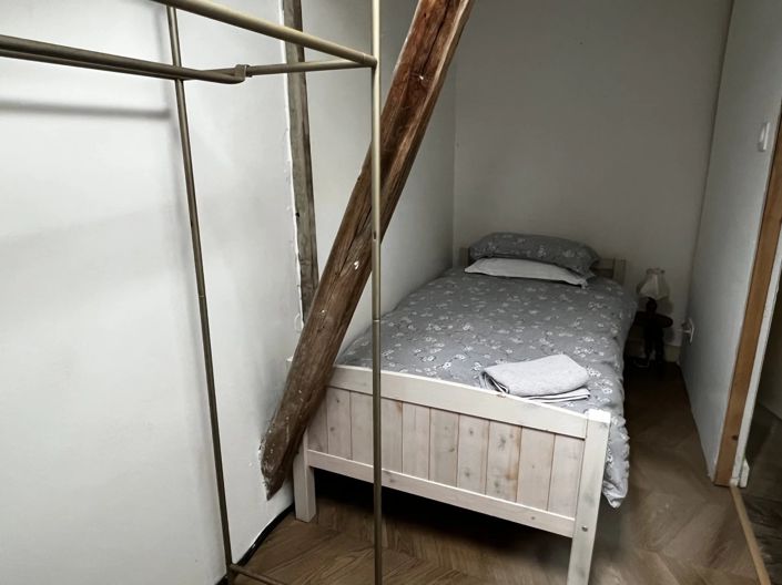 Image No.10-5 Bed House for sale