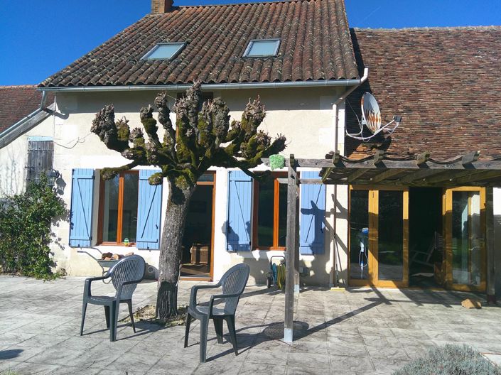 Image No.1-3 Bed House for sale