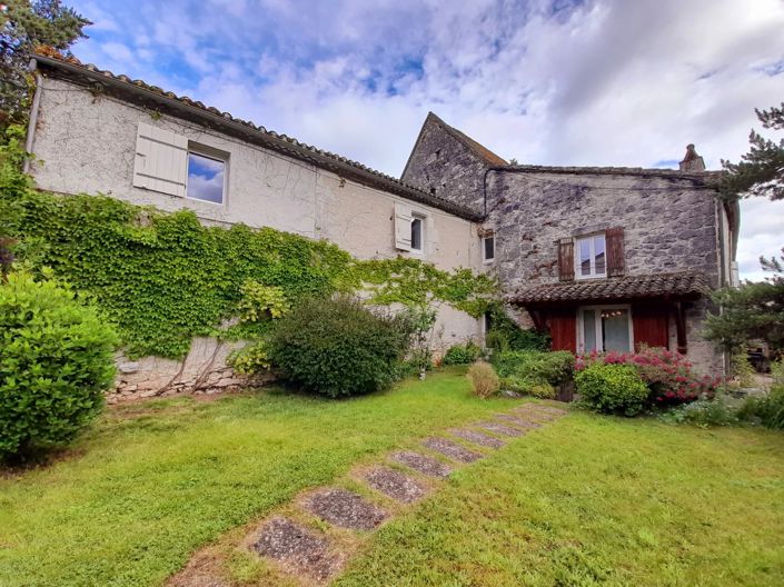 Image No.15-5 Bed Village House for sale