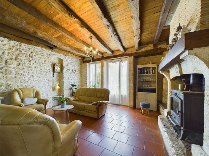 Image No.4-5 Bed Village House for sale