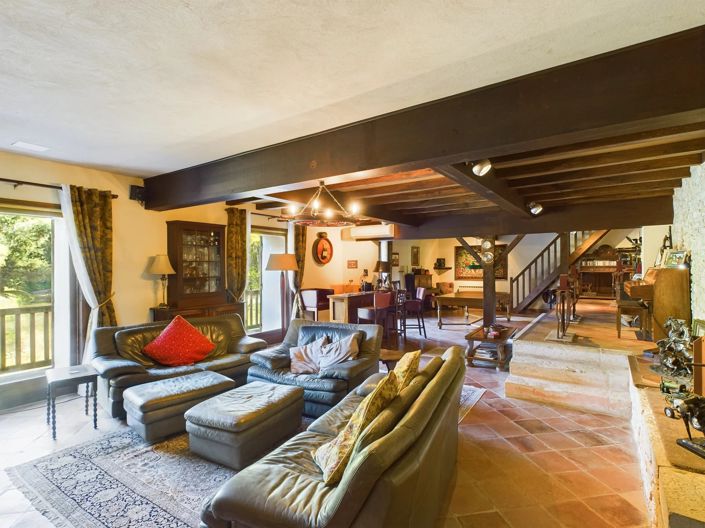 Image No.4-7 Bed House for sale