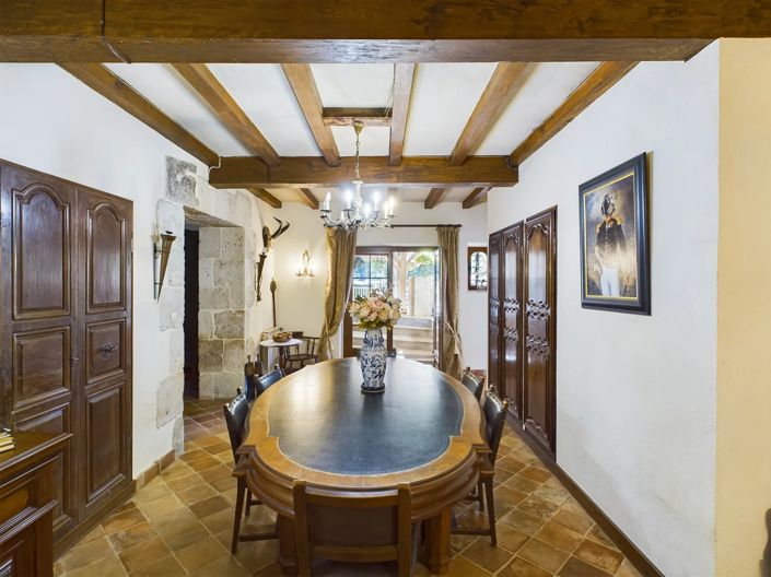 Image No.5-7 Bed House for sale