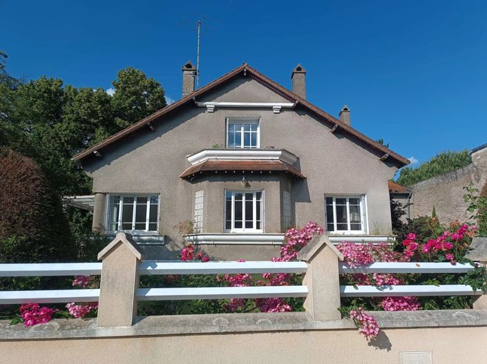 Image No.1-4 Bed Village House for sale