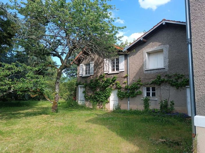 Image No.1-4 Bed Village House for sale