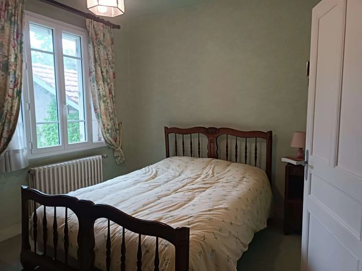 Image No.10-4 Bed Village House for sale