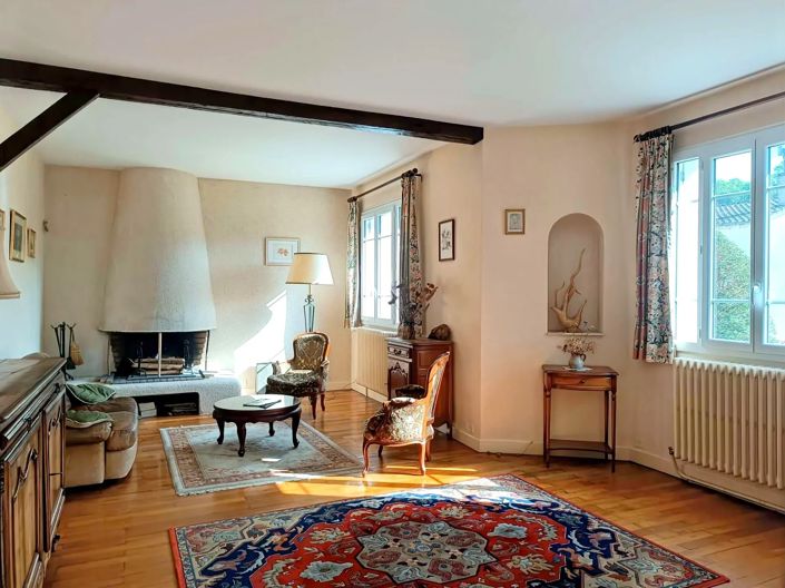 Image No.2-Maison de village de 4 chambres à vendre à Montmorillon