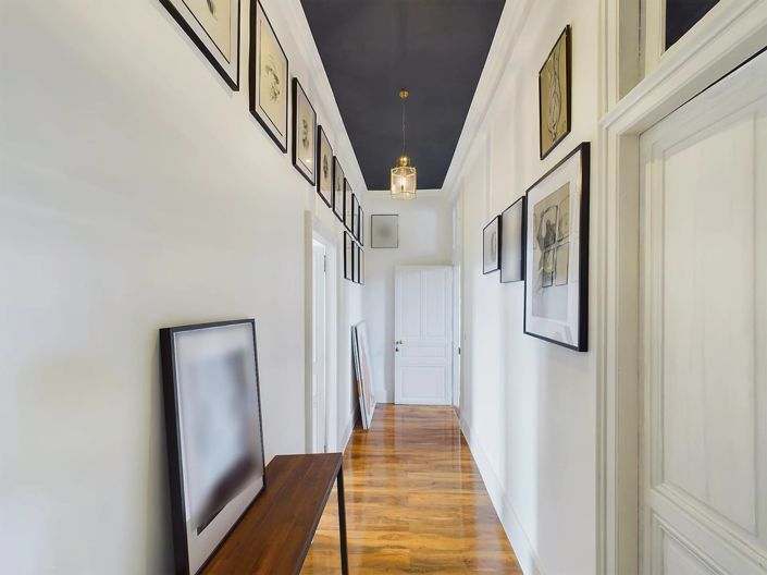 Image No.11-7 Bed House for sale