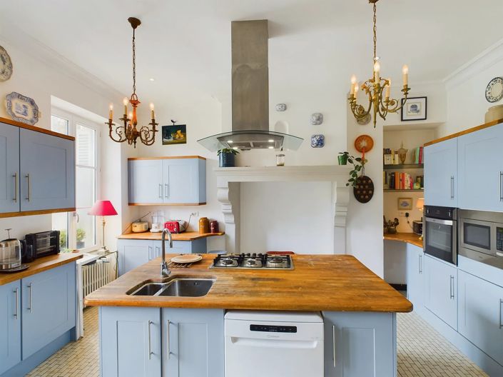 Image No.3-7 Bed House for sale