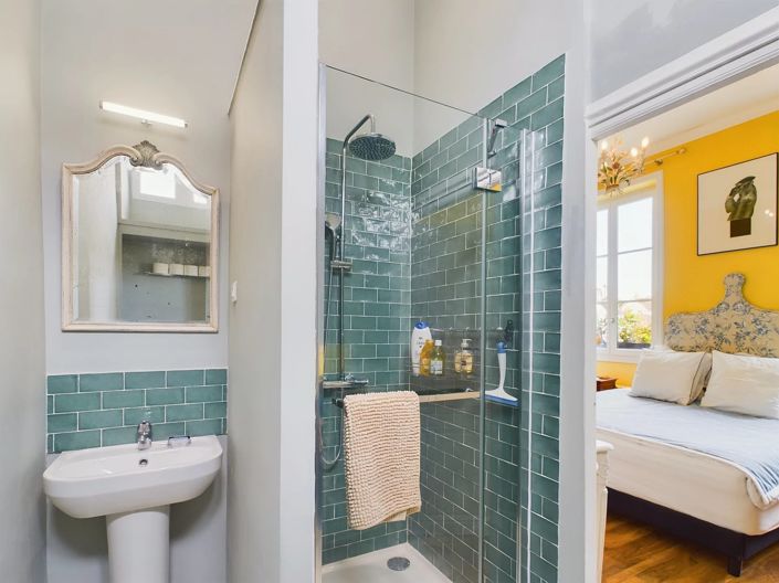 Image No.10-7 Bed House for sale